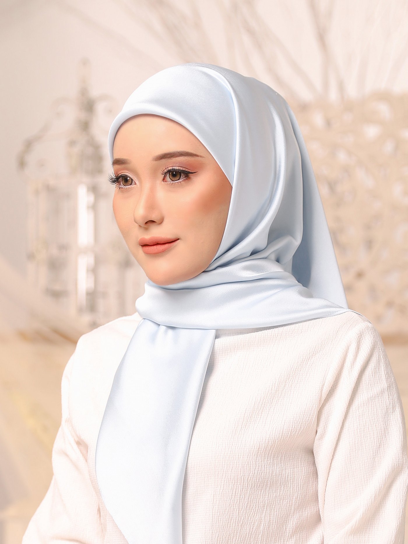 OLIVIA SQUARE - BABY BLUE